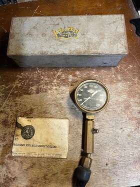 Ct-35 Hygrade Vintage Brass Engine Compression Tester Gauge 0-200 Psi With Case Usa