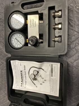 64918 Maddox Engine Cylinder Leak Down Tester Domestic Import 5 Piece Automotive Case New