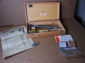 23.02.1002 Moto Meter Vintage Germany Compression Tester Diesel Type