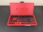 #BN648 Snap On Tools Heavy Duty Bushing Driver Set A157C Hard Case PB20. Fixed Price $219.95.