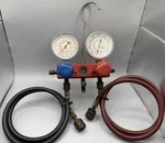 Snap-on A/c Refrigeration Gauges With Hose Nice Shape Vintage Set Usa. Fixed Price $67.00.