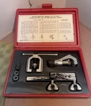 Blue-point TF-528-D Double Flaring Tool Kit Tubing Set Snap-on Usa Complete. Fixed Price $99.99.
