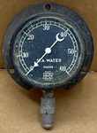 Rare Brass Pre-war Us Gauge Co. Ny" (sea Water) Pressure 0-60 Crescent Moon. Fixed Price $100.00.