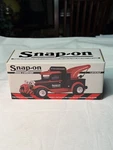 Snap Die Cast Model Wrecker Limited Edition 1/25 Scale Locking Coin Bank. Fixed Price $22.95.