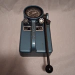 Kiene: Diesel Injector Nozzle Tester Portable Dt 1300. Fixed Price $300.00.