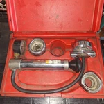 Snap-on SVTS262A Cooling System Tester Kit. Fixed Price $50.00.